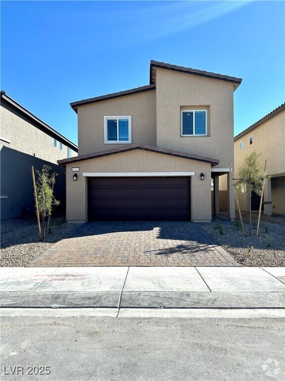 Building Photo - 5746 Sunset Sedona St Rental