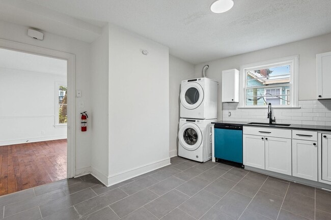 Photo - 209 N Spring St Unidad 209 N Spring St- D