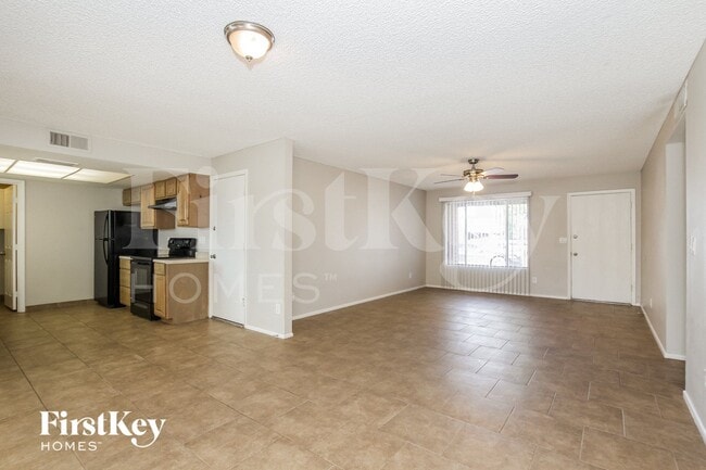 Photo - 5031 W Windrose Dr