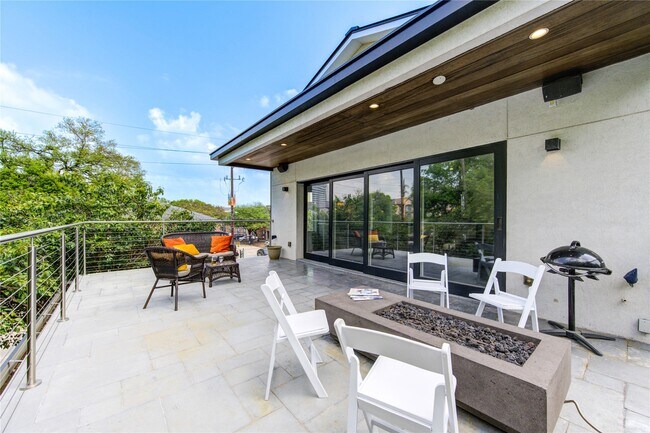 Photo - 5202 Chesapeake Way