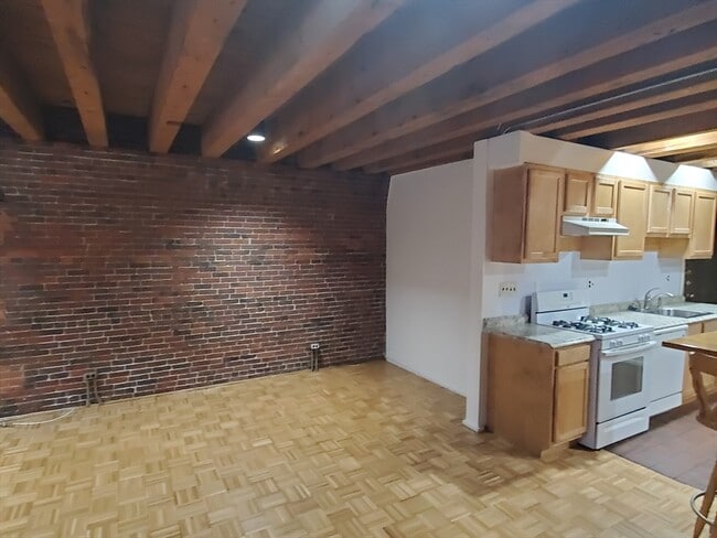 Photo - 57 Fulton St Unit 6