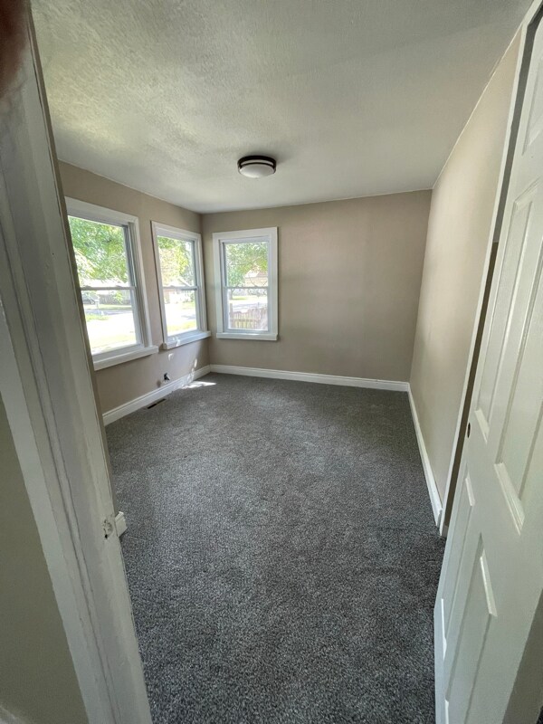 Photo - 517 S Atchison St