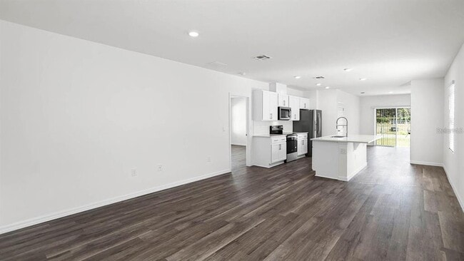 Photo - 1628 Hummingbird Rd