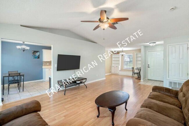 Photo - 236 Westview Dr