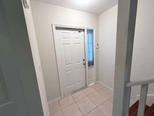 Photo - 2 Bedroom Lakeview Winter Haven Home Now Available for Rent!