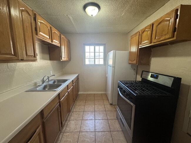 Fouplex unit ready to move in in Castle Hill!