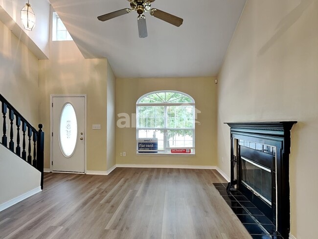 Photo - 8016 Lawrence Woods Ct