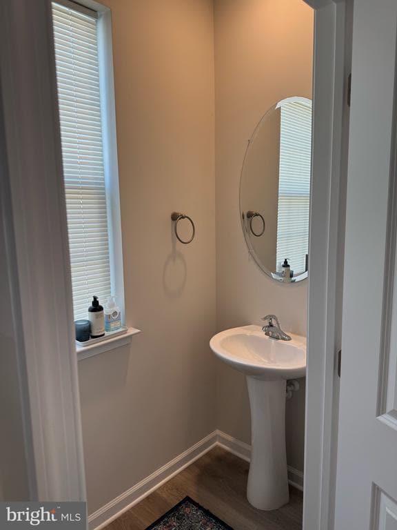 Photo - 288 Macoun Way