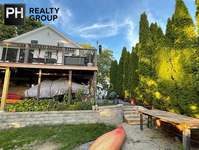 Photo - 157 Riverview Ave