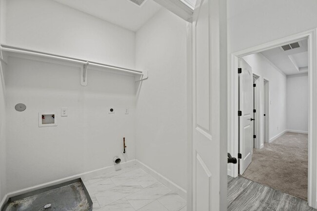 Photo - 1071 St Clair St