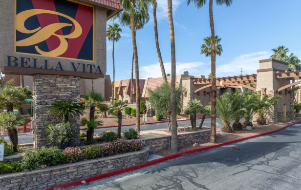 Building Photo - 5251 Indian River Dr Unit 268