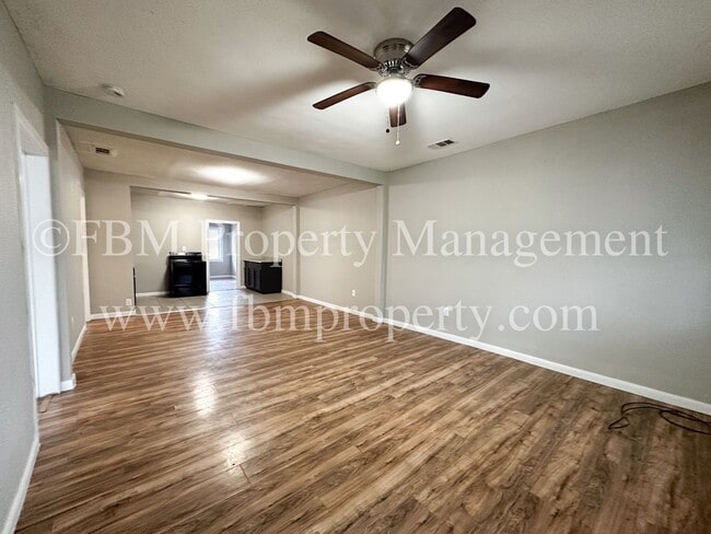 Photo - 813 E 2nd Ave