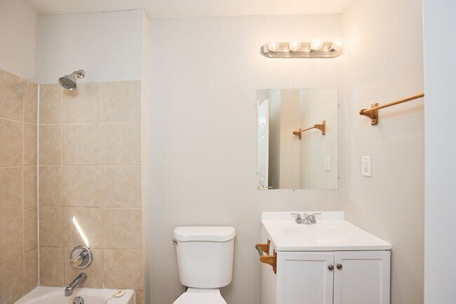 Photo - Bright & Spacious 3BR Home in Carroll Heights
