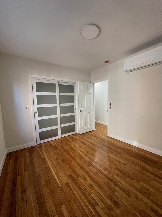 Photo - 96 Walnut St Unit 2