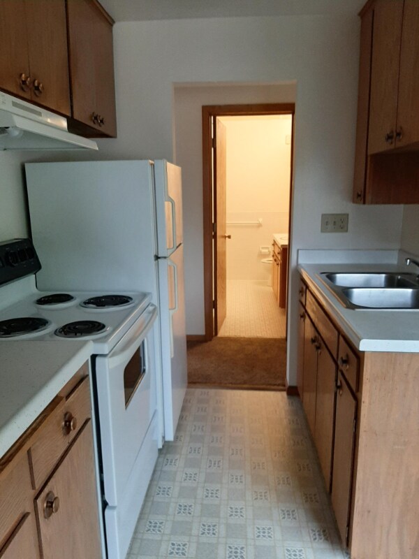 1363 County B Rd W Unit 2 bed