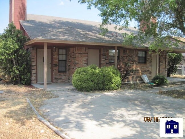 Building Photo - 1713 Mona Dr Rental