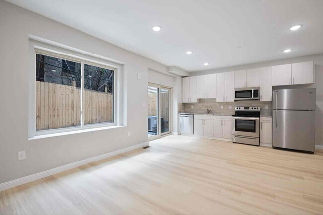 Photo - 616 N 40th St Apartment Unit B