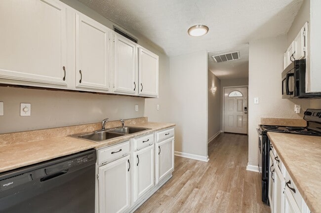 Photo - 226 Tara Plantation Dr