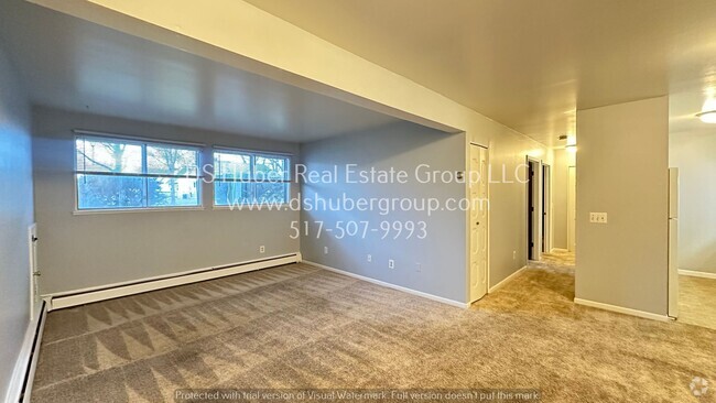 Building Photo - Lower level apartment - 2 bed 1 bath in La... Unit 1