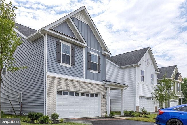 Building Photo - 115 Haida Ln