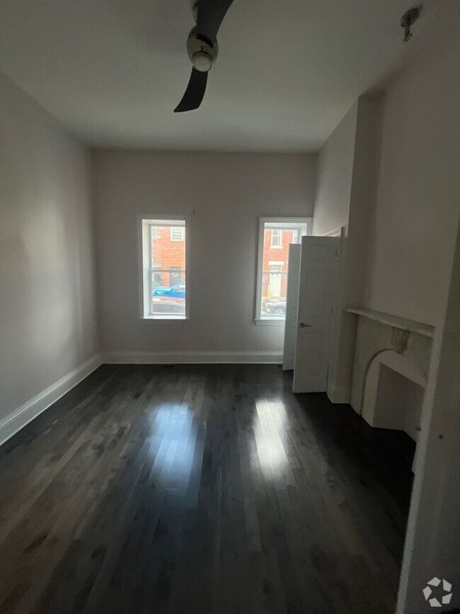 Building Photo - 369 Main St Unit 369 Main Street 1 Rental