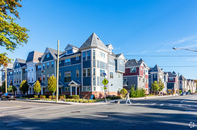 Station Square at Fanwood Townhomes - Station Square at Fanwood Townhomes Unidad 4D