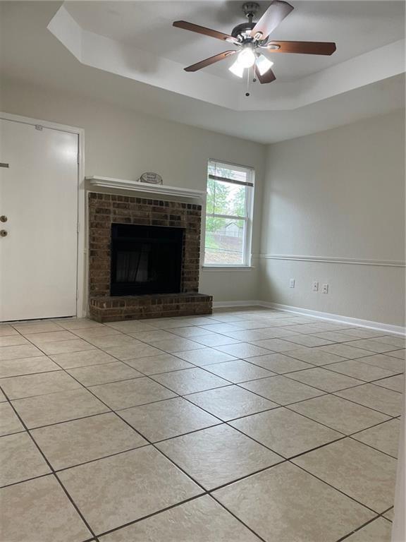 Photo - 211 Spur Dr