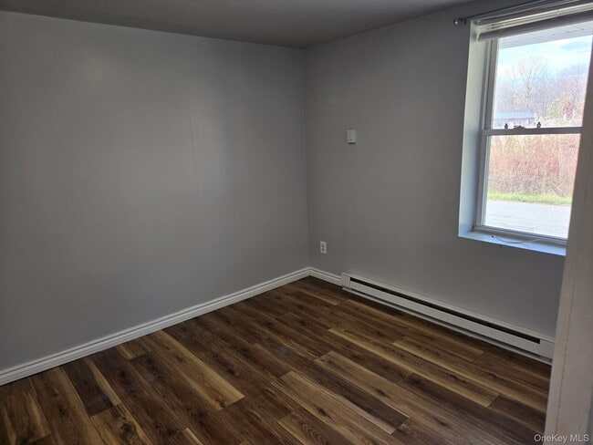 Photo - 41 Sunny Acres Rd Unit 3