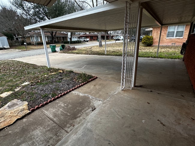 Photo - 1241 N Wildwood Dr