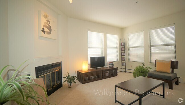 Building Photo - 3025 Broadway Rental