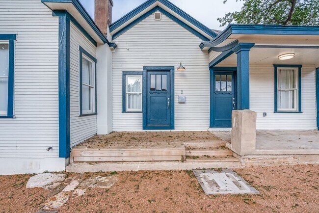 Photo - 210-M (ERL) Unit B