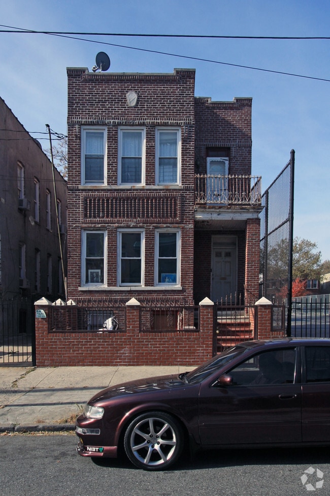 Photo - Remeeder Houses