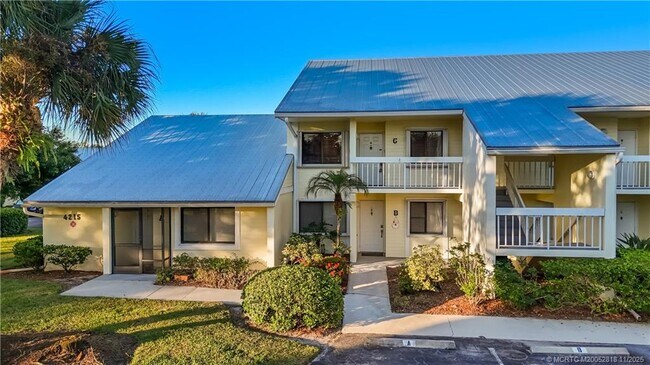 Building Photo - 4215 Gator Trace Ave Unit G