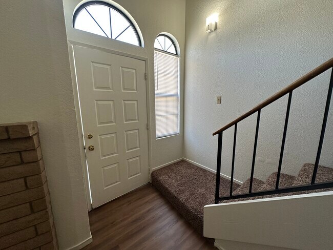 Photo - 7813 S Laurelglen Blvd