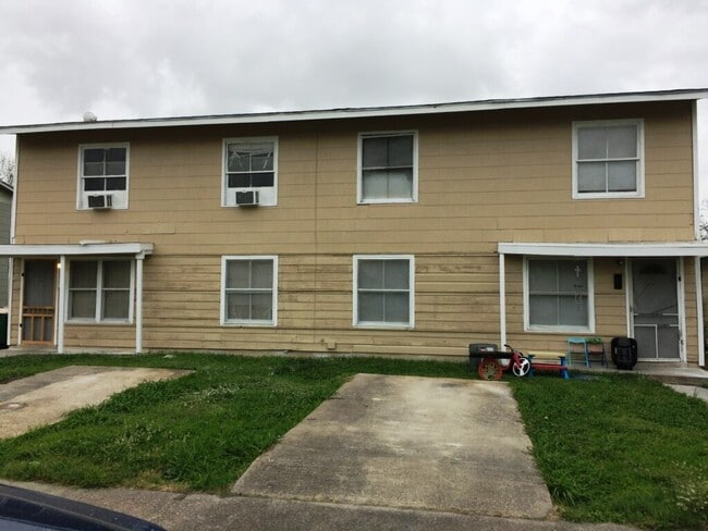 Vista frontal - 3208 Wildwood St Unidad A