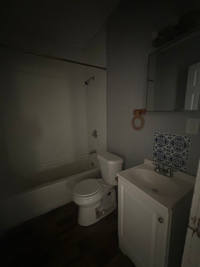 Photo - 2794 Napier Ave