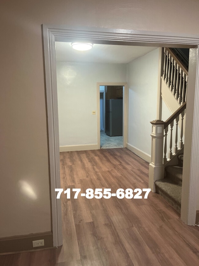 Photo - 35 S Rosanna St