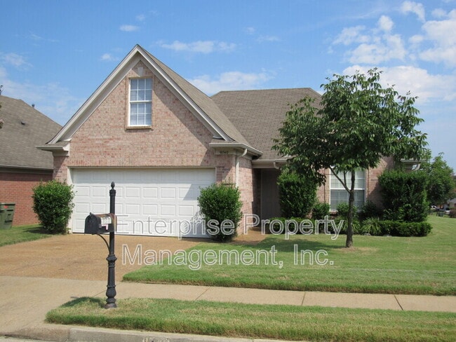 Building Photo - 9740 Riggin Dr