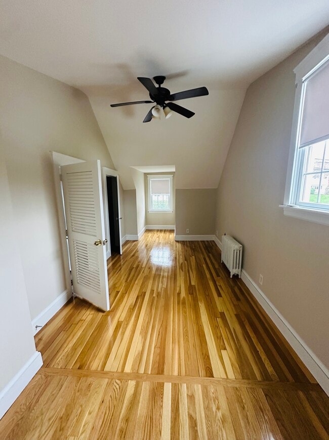 Photo - 369 Waverly Rd