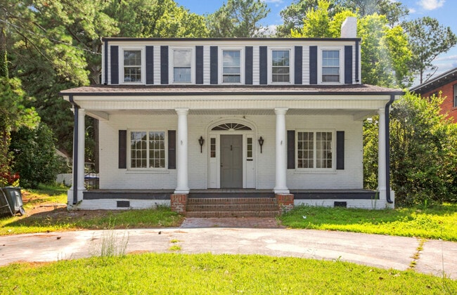 Building Photo - 620 Falls Rd