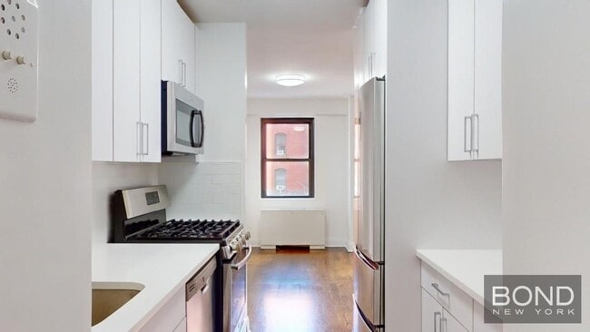 Photo - 401 E 88th St Apartment Unit 3D
