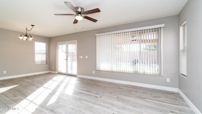 Photo - 17220 N 40th Pl