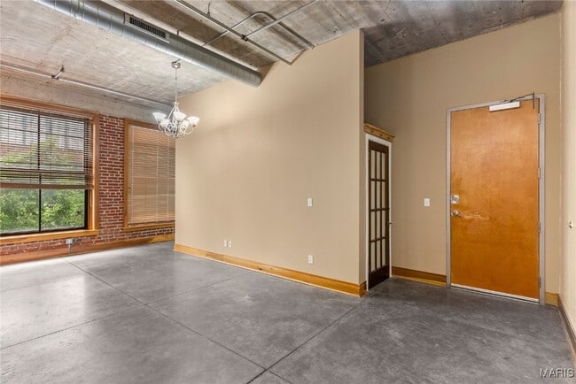 Photo - 1601 Washington Ave Unit 302