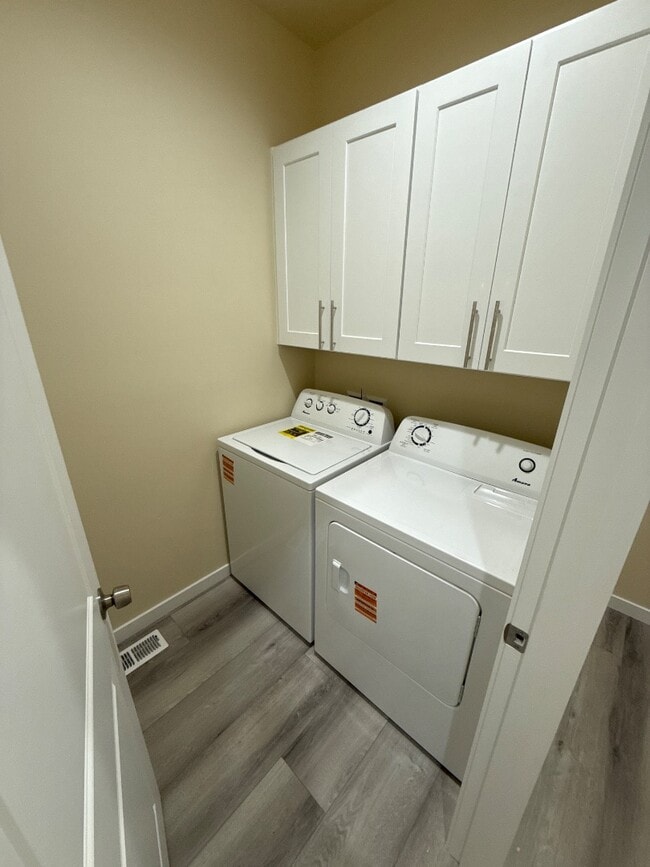 Photo - 9007 Nafizah Way