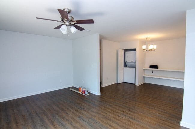 515 Basswood Ave