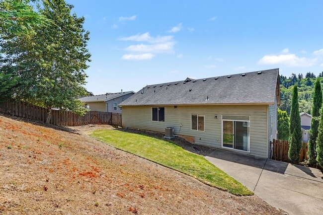 Photo - 3 bed, 2 bath home in West Salem's Brush College neighborhood