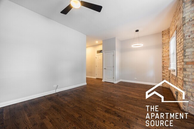 Photo - 1758 W Montrose Ave Unit 1