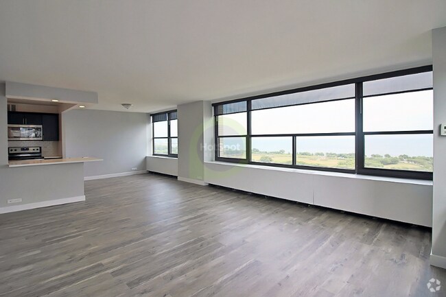 Building Photo - 1100 S Michigan Ave Rental