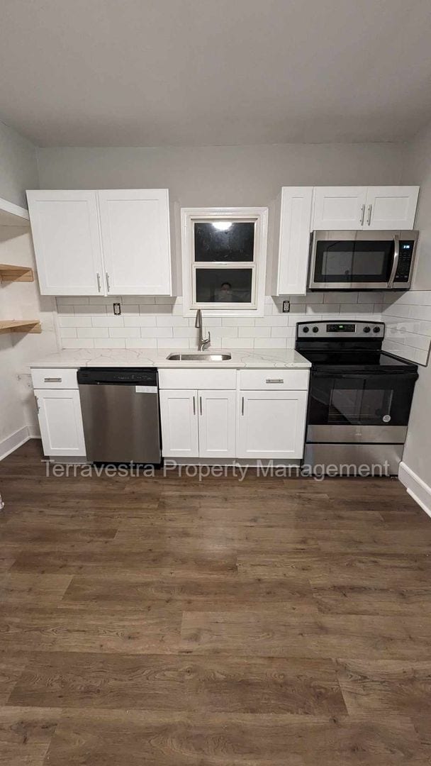 Building Photo - 3 Bed with a bonus finished attic in Millville! Eligible for $500 Security Deposit.