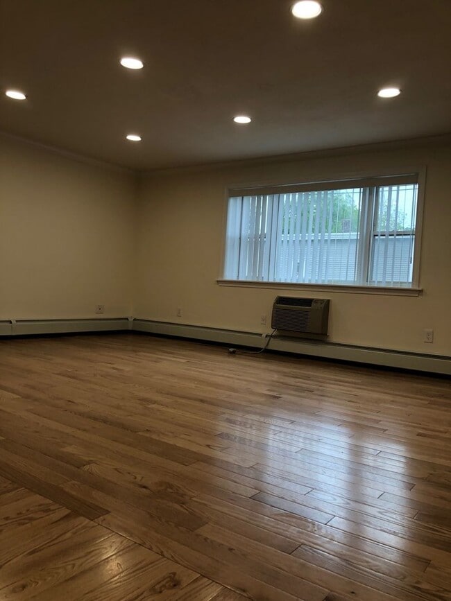 Photo - Charming 2 Bedroom-No Broker Fee